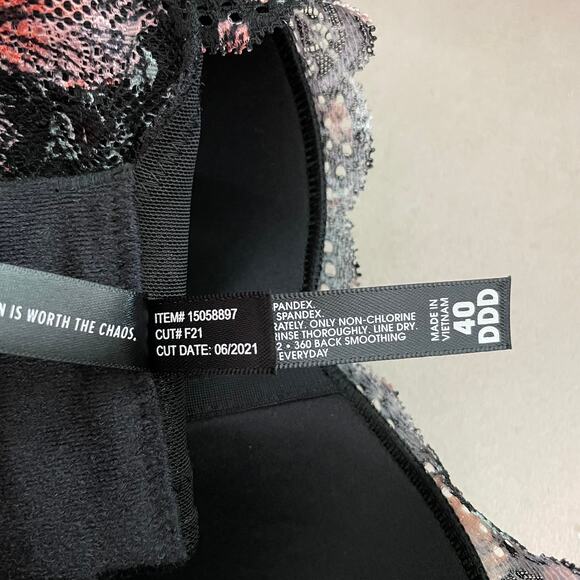 Torrid NWT Lightly Lined Everyday Wire-Free Bra Floral 360° Back Smoothing 40DDD - Picture 10 of 11